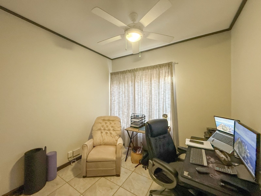 To Let 4 Bedroom Property for Rent in Xanadu Nature Estate North West